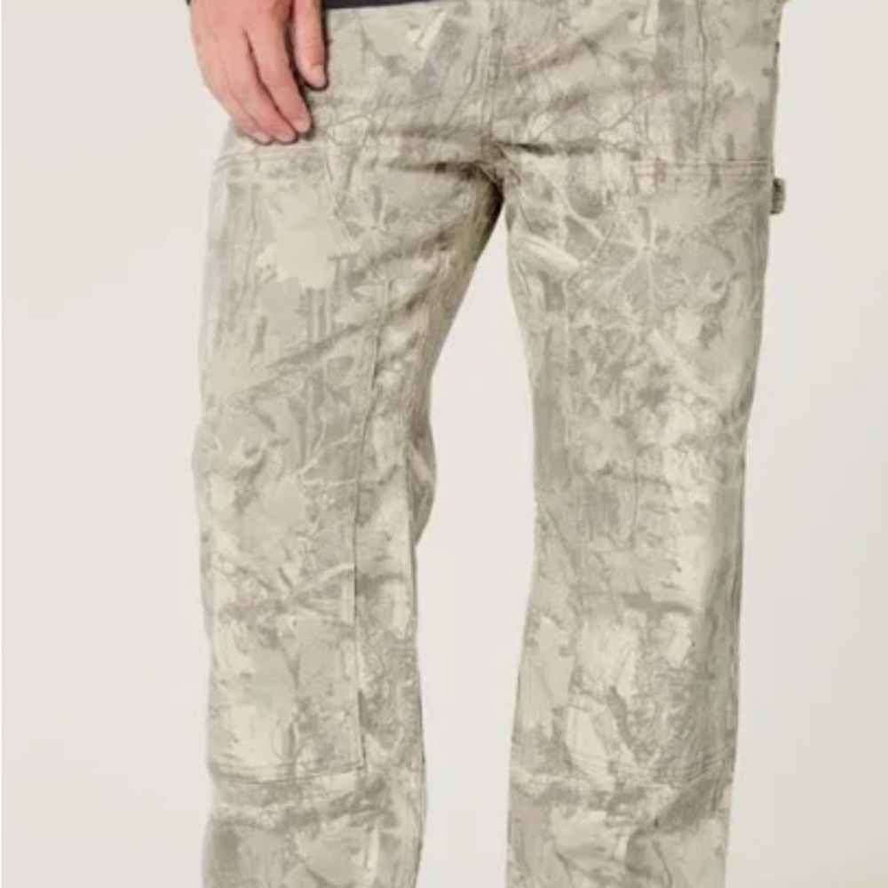 Hollister Men's Cargo Pants in Light Gray Pattern